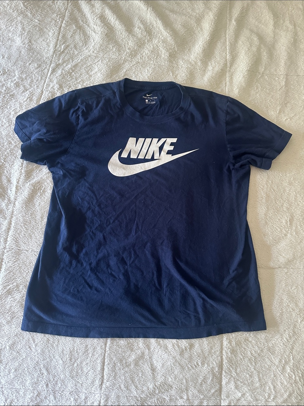 Nike Men’s Navy Blue T-Shirt